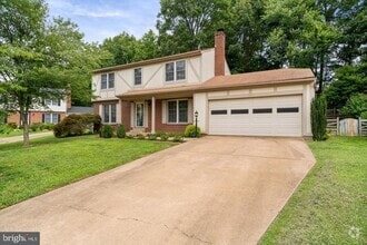 Building Photo - 3866 Oriole Ct
