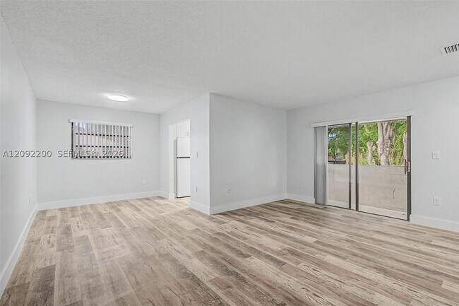 Foto del edificio - 6206 SW 136th Ct