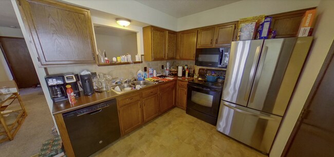 Building Photo - 3D Tour available - Single Family Home + W...
