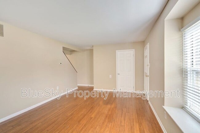 Building Photo - 2716 Gatewood Cir