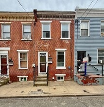 Building Photo - 1228 Peters St