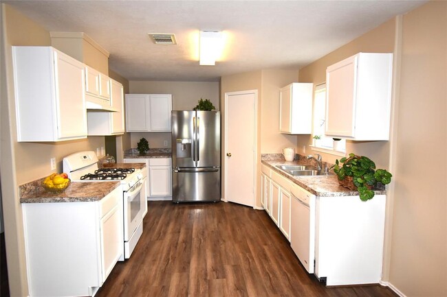 Building Photo - 2615 Marble Manor Ln