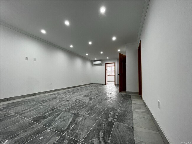 Building Photo - 147-30-147-77 77th Ave