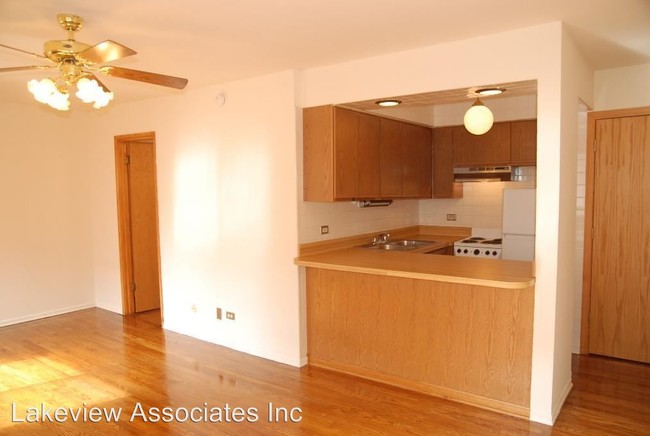Foto del edificio - 531 W Deming Pl