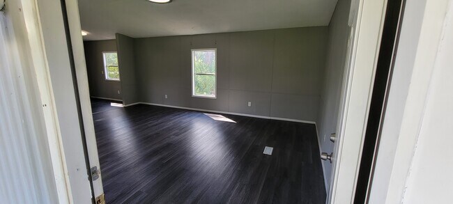 Foto del edificio - 23047 Cactus Rd