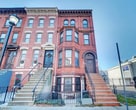 Foto principal - 577 Bramhall Ave
