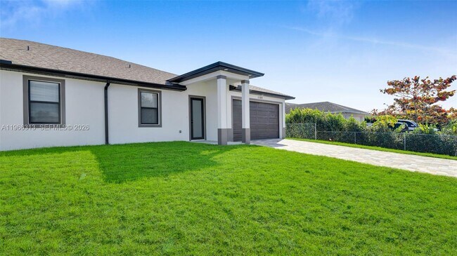 Building Photo - 1123 Hightower Ave S