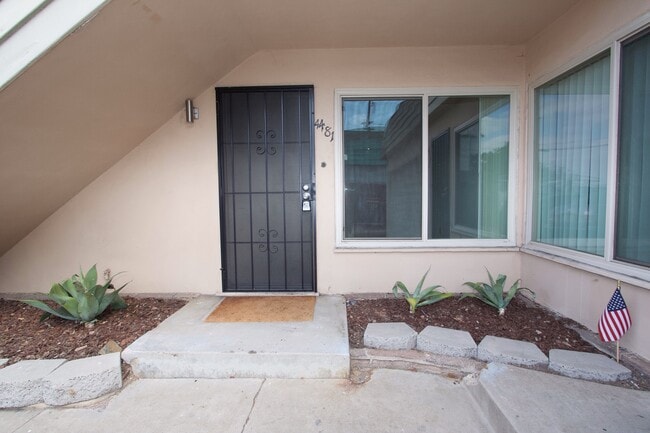 Building Photo - Centrally located 1 Bedroom 1 Bath Apartment Near SDSU & Talmadge!