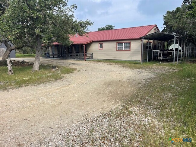 Foto del edificio - 551 Ramblewood Dr
