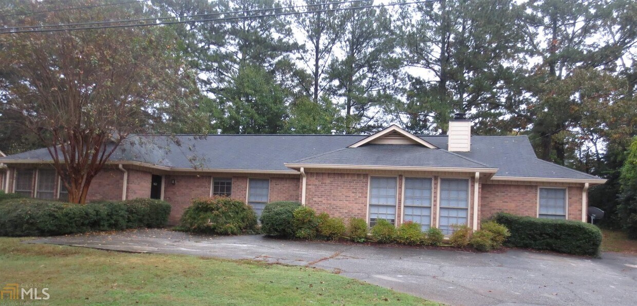 Primary Photo - 1600 Pirkle Rd