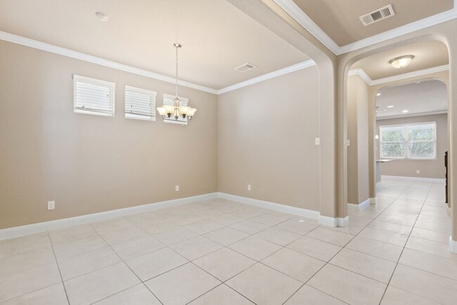 Building Photo - 3 Bedroom/2.5 Bathroom Champions Park Subdivision