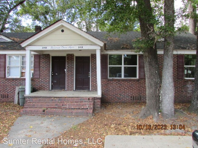 Building Photo - 3 br, 1 bath House - 312 Bowman Dr