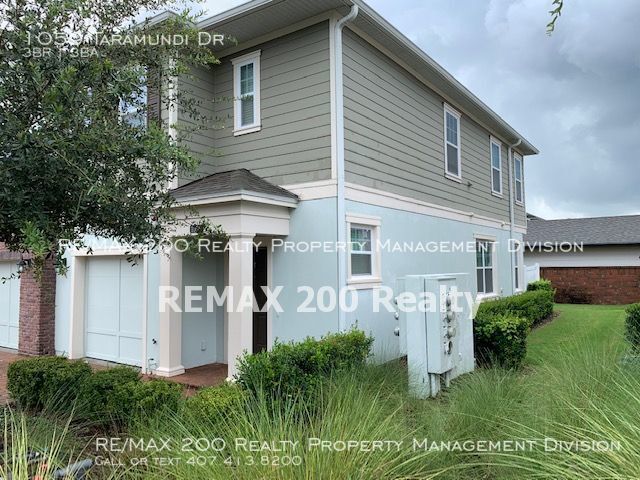 Building Photo - Desirable Townhouse at Oviedo on the Park!