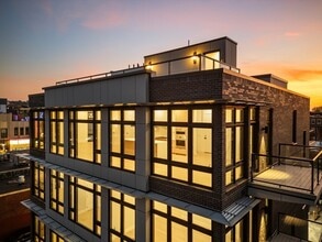 Building Photo - 14 Green St