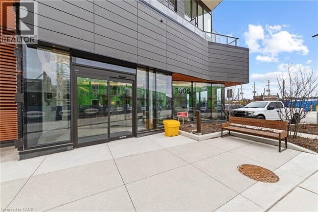 Photo du bâtiment - 3006 William Cutmore Blvd