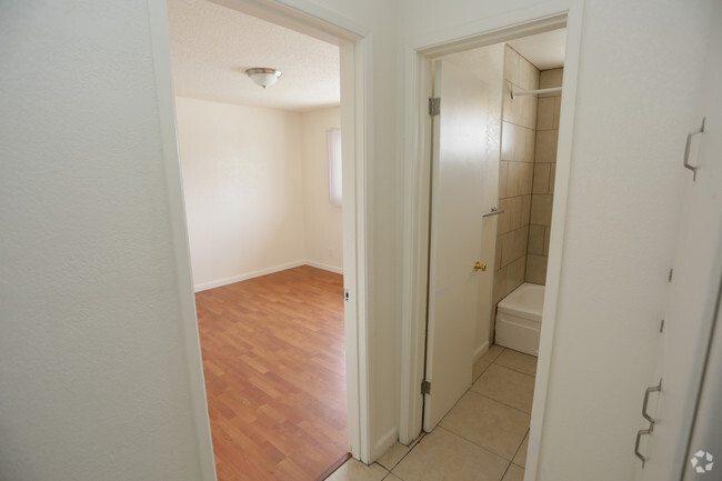 1br1ba-Hallway - Pueblo Bonito Apartments