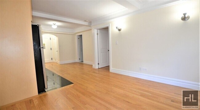 Building Photo - Christopher Street