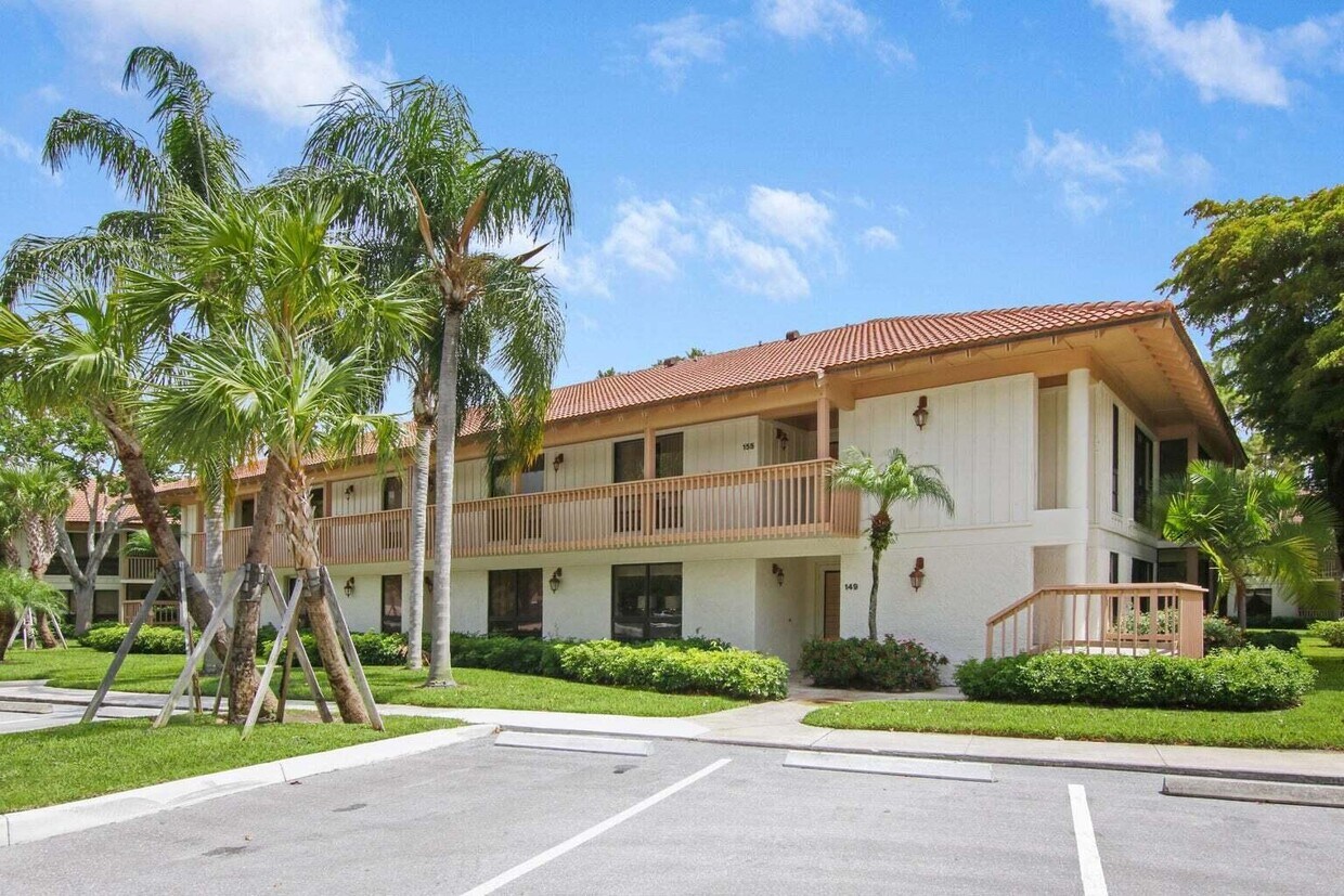 149 Brackenwood Rd, Palm Beach Gardens, FL 33418 Condo for Rent in Palm Beach Gardens, FL