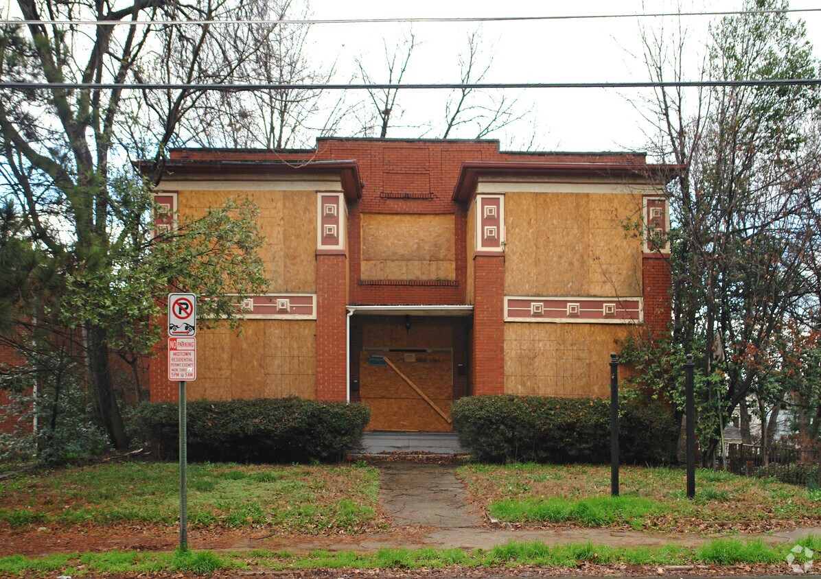 Building Photo - 292 9th St NE