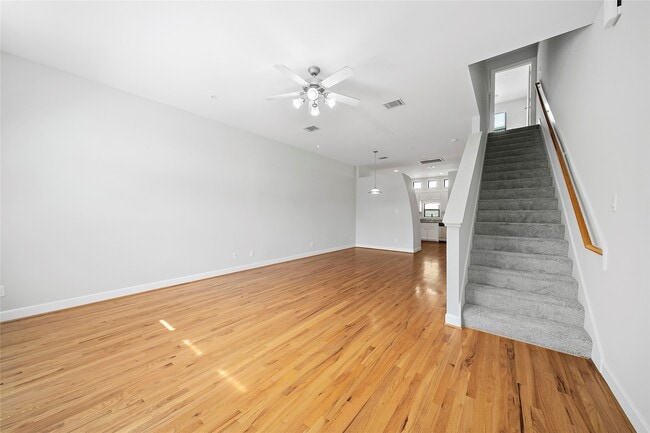 Building Photo - 2710 Hullsmith Dr