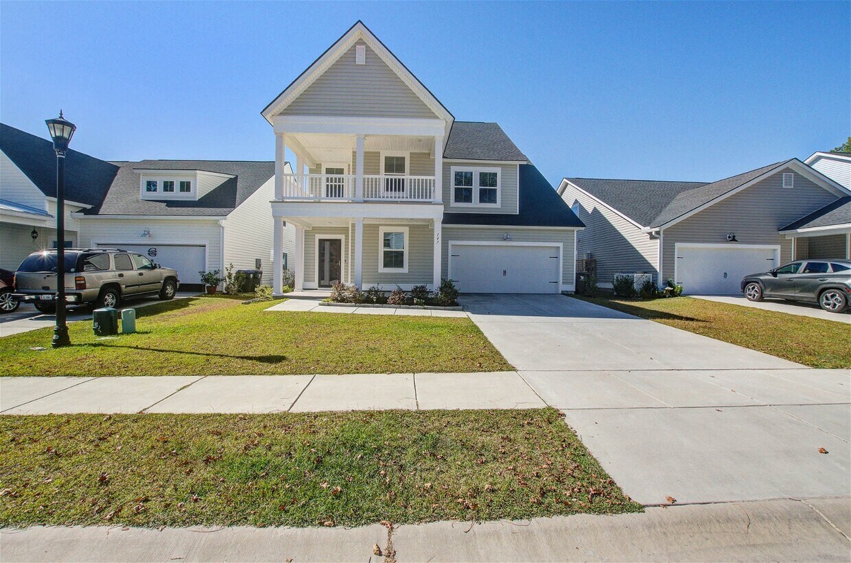 147 Red Bluff Street, Summerville, SC 2948... House Rental in