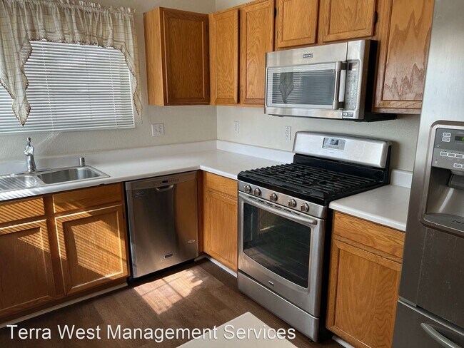 Building Photo - 3 br, 2 bath House - 3951 James Paul Ave.