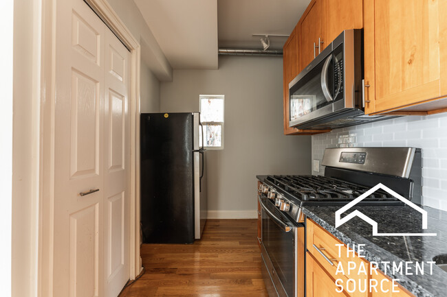 Foto del edificio - 1844 W 18th St