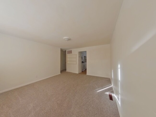 Foto del edificio - 3 Bedroom Home