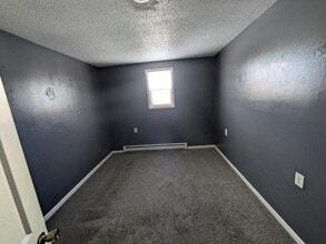 Building Photo - 1001 S Pittenger Rd