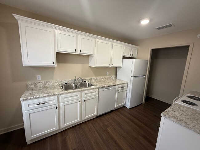 Building Photo - Meadowview Apartments