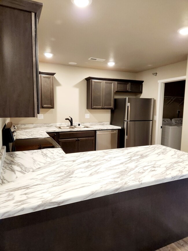 Foto del edificio - 105 Nieson St