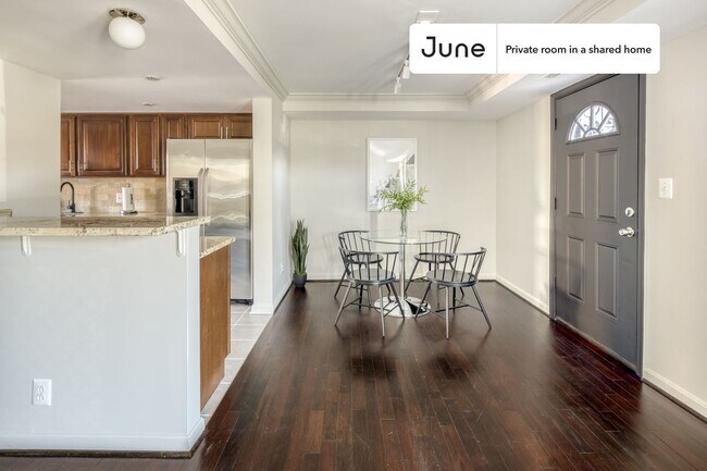 Foto del edificio - Room in Shared 5 bed/2.5 bath home in H Street
