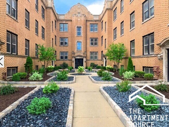 Foto del edificio - 3812 N Sheffield Ave