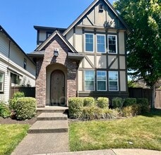 Building Photo - 456 SW 203rd Terrace