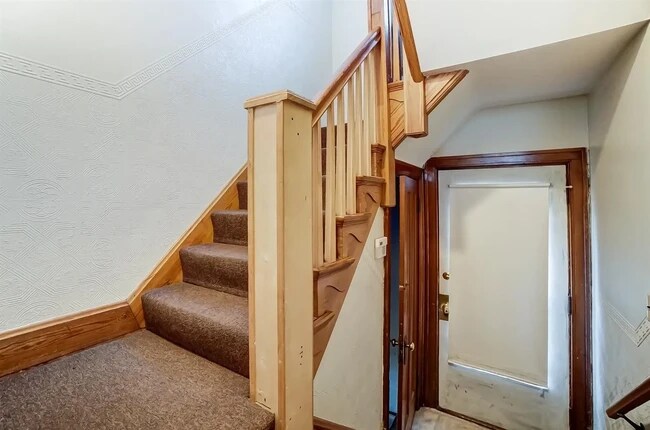 Photo - 3317 Wunder Ave Apartments