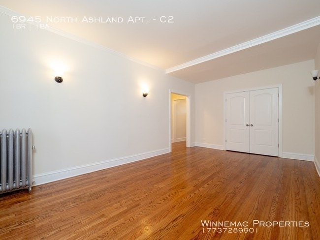 Building Photo - 6945 N Ashland Ave