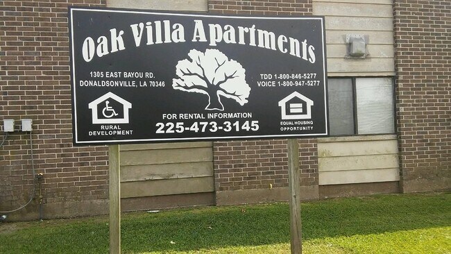 Foto del edificio - 1305 E Bayou Rd