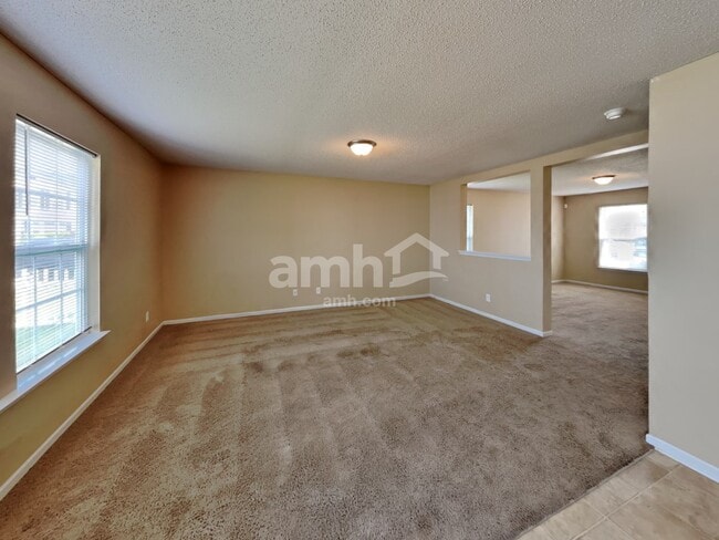 Building Photo - 6804 Woodland Heights Dr