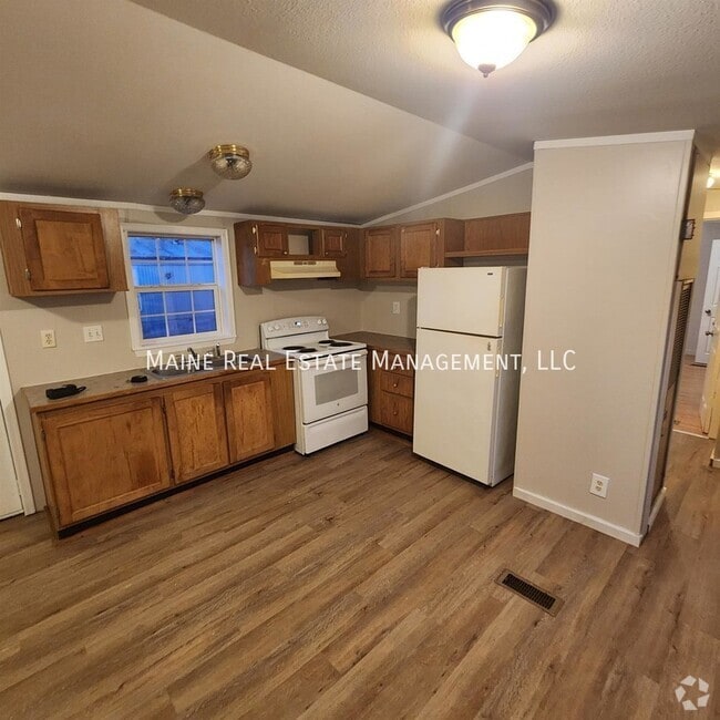 Building Photo - 7 Pheasant Hill Trailer Park