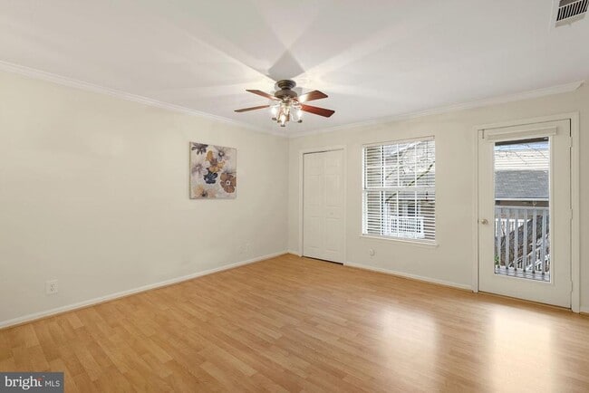 Foto del edificio - 10815 Hampton Mill Terrace