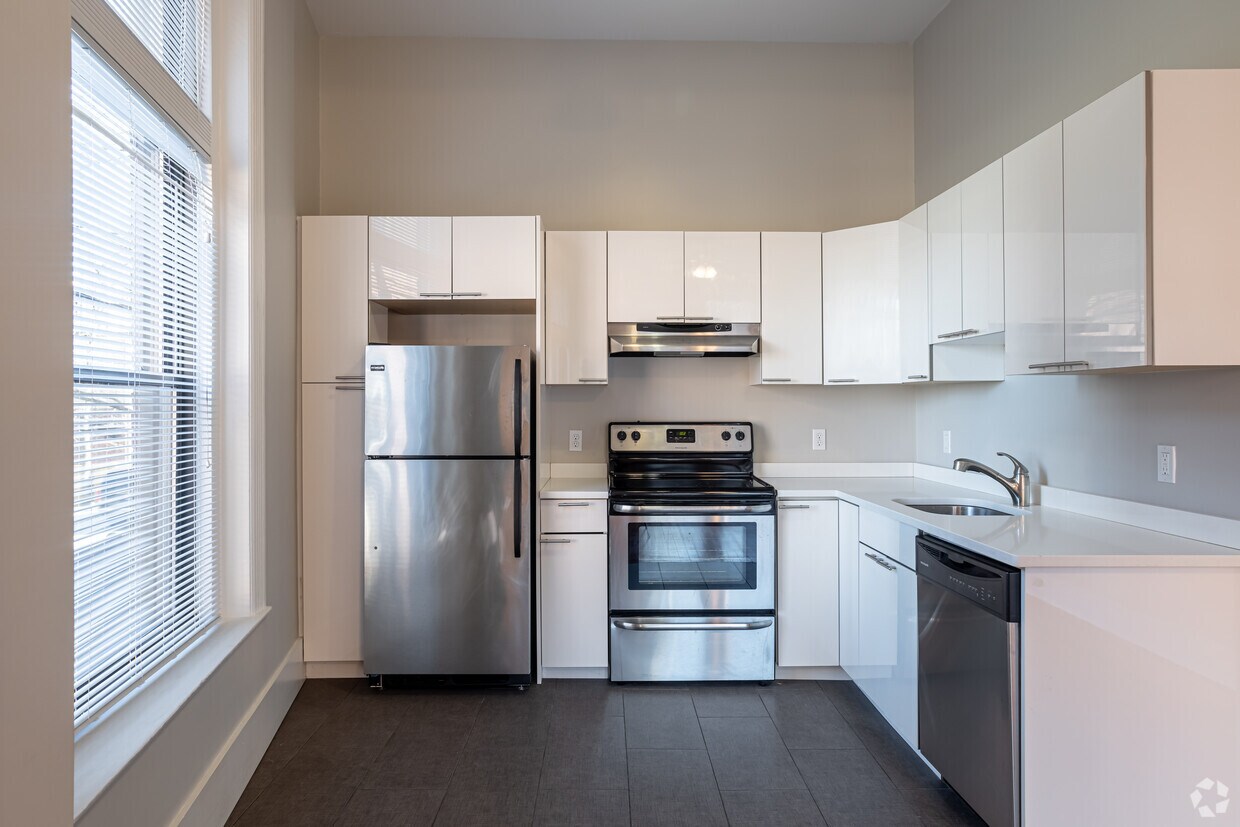 Foto principal - 9 Sewall Avenue