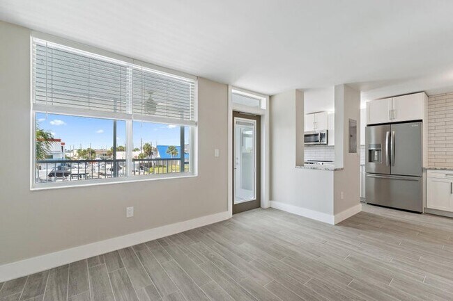 Foto del edificio - 108 Paradise Harbour Blvd