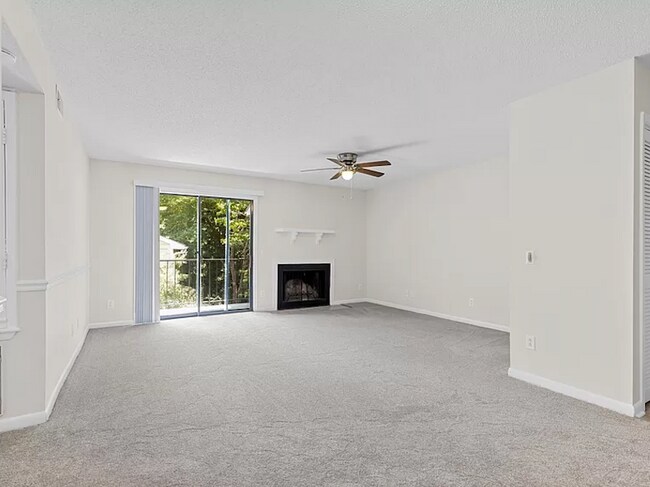 Building Photo - 3156 Heathstead Place