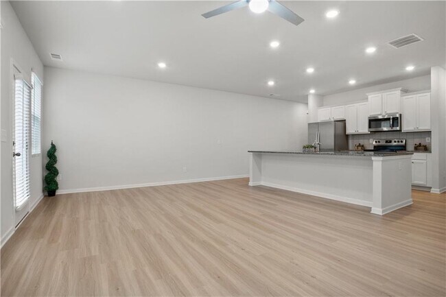 Foto del edificio - 239 Turner Ln