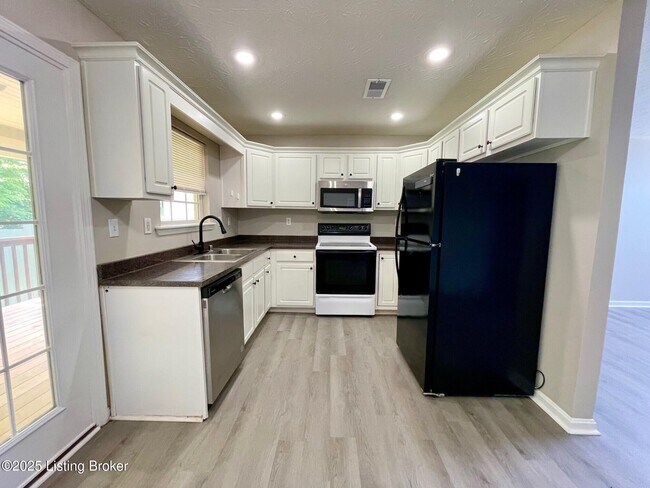 Foto del edificio - 11115 Meadow Chase Ct