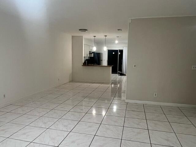 Foto del edificio - 4858 Orleans Ct