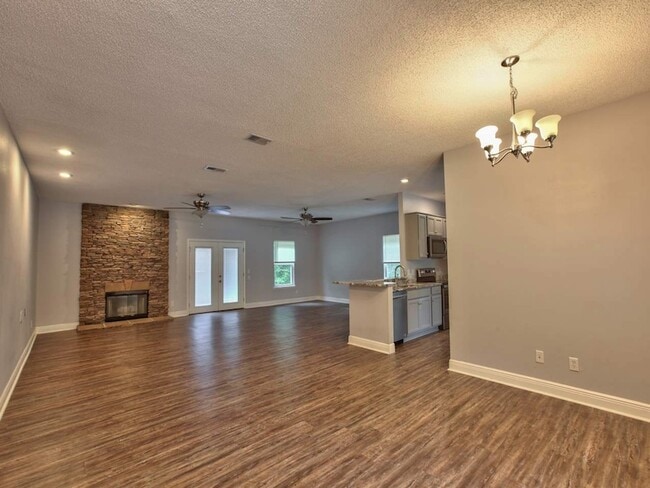 Photo - 621 Bob Miller Rd House