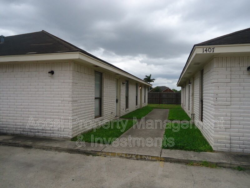 1407 W Carmen Ave Unit 1, Edinburg, TX 78541 Condo for Rent in