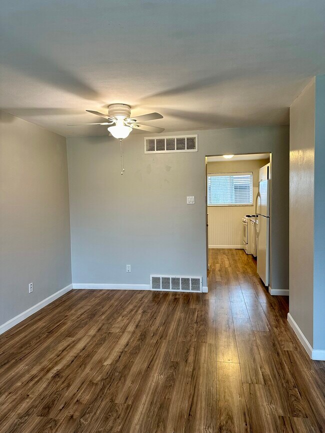 3860 Brittany Cir, Bridgeton, MO 63044 Townhome Rentals in Bridgeton