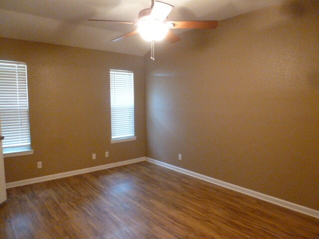Building Photo - 3741 Cruise Dr